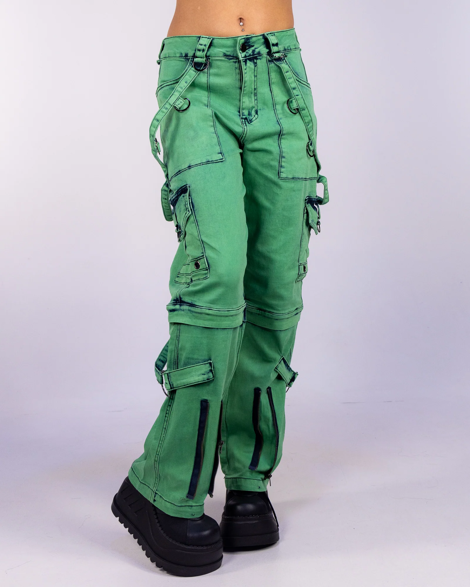 Activated Women's Green Denim Cargo Jeans - Image 3