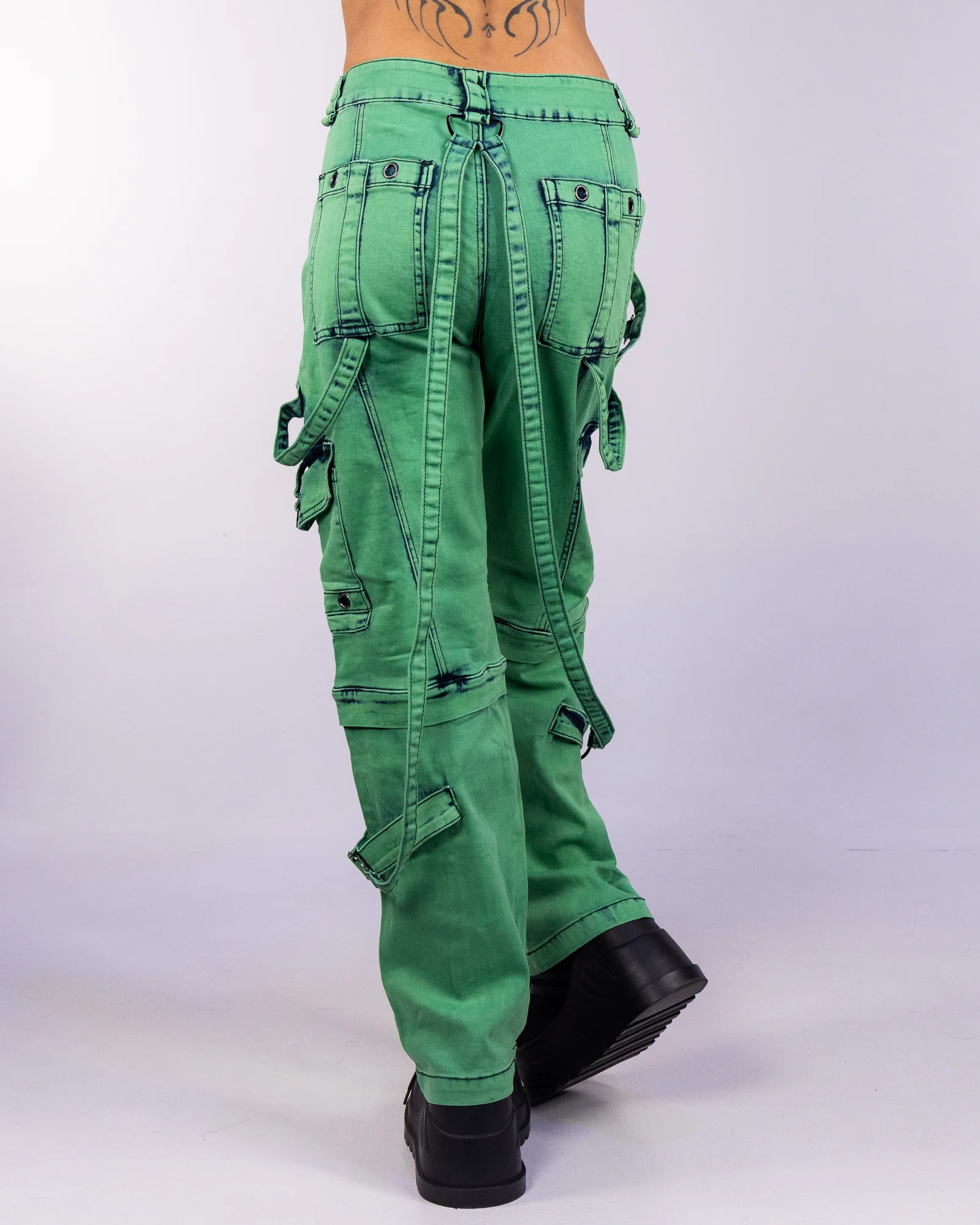 Activated Women's Green Denim Cargo Jeans - Image 5