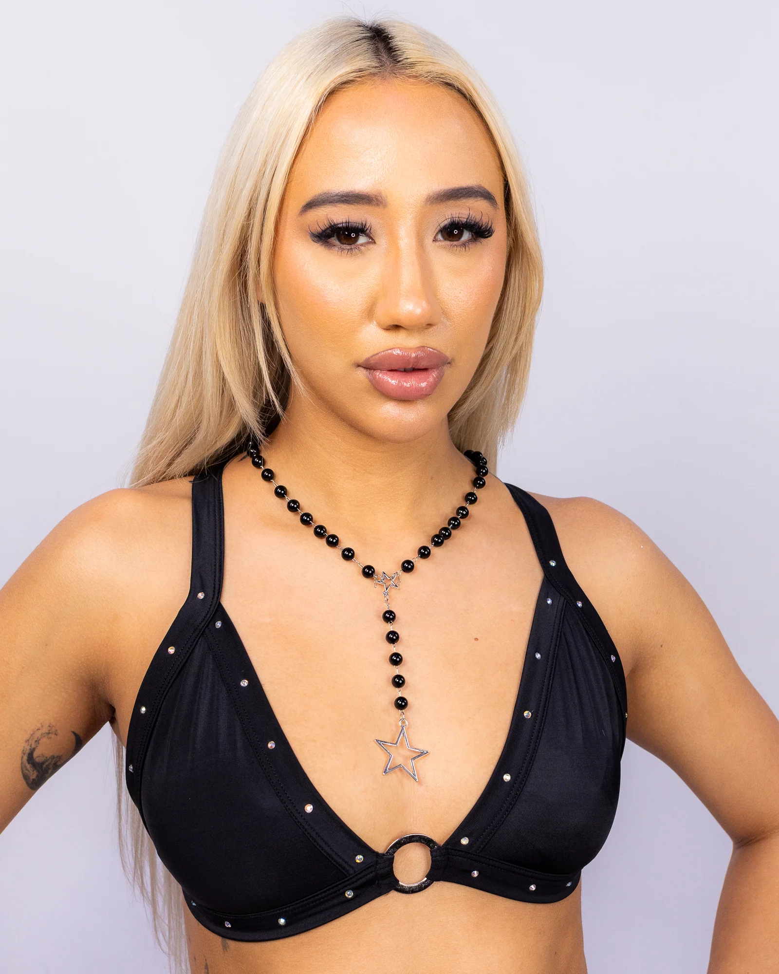 Black Nova Star Women's Necklace - Image 2