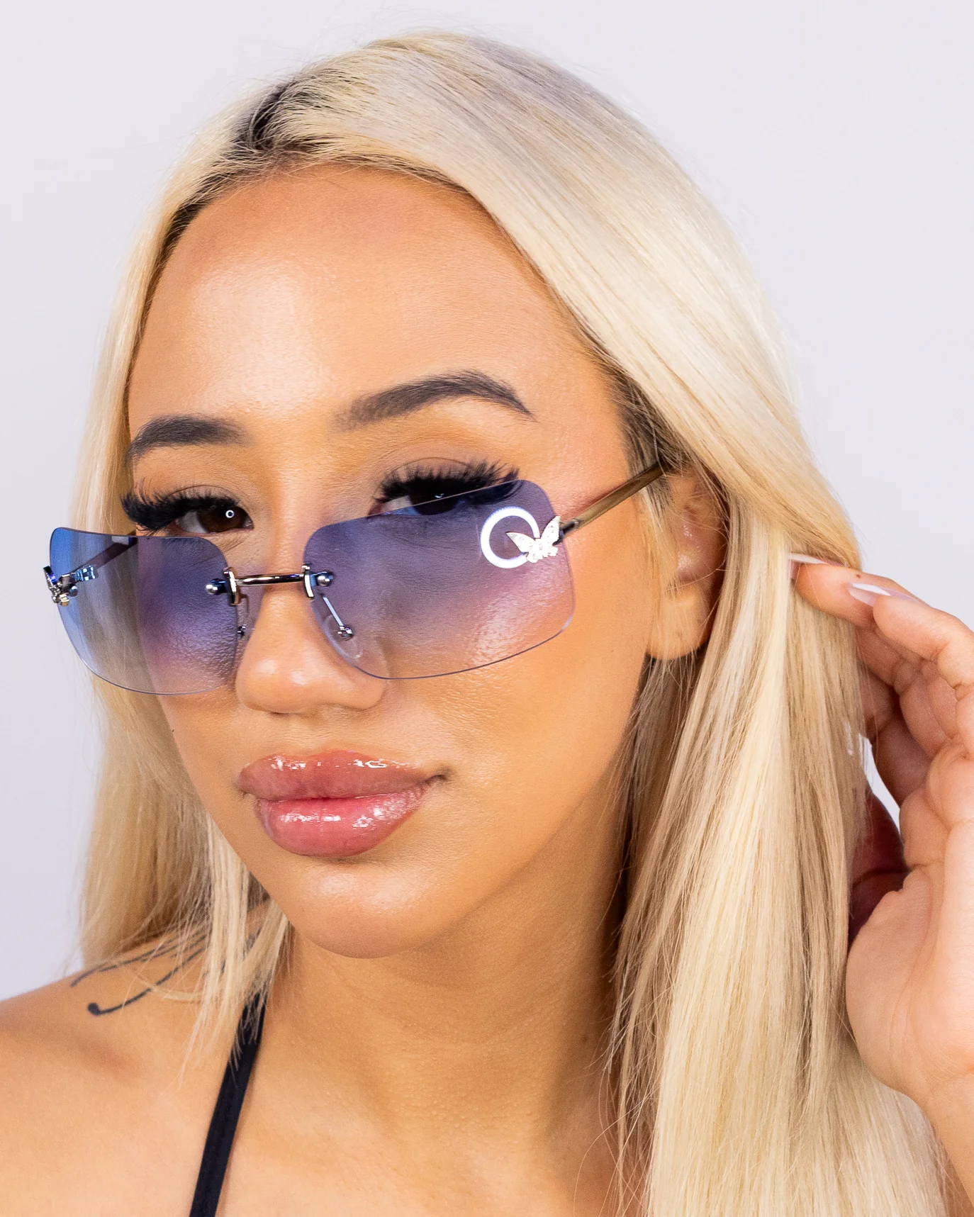 Butterfly Kiss Unisex Sunglasses - Image 4
