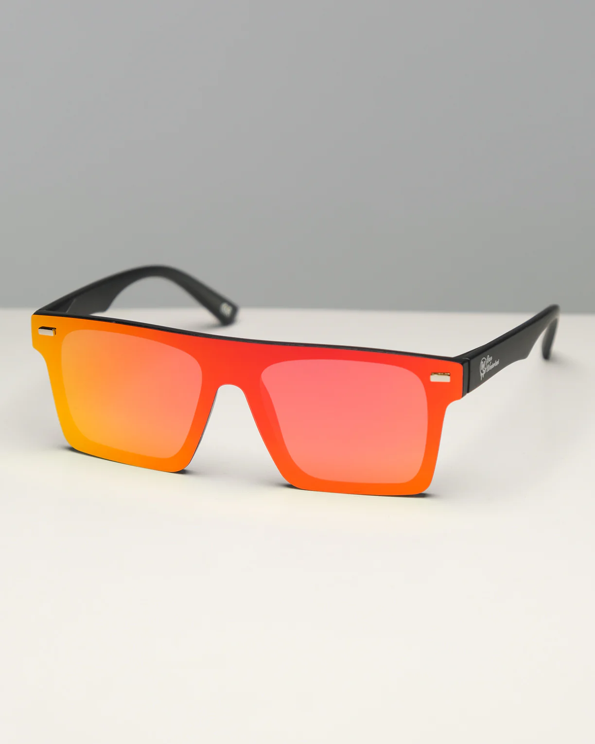 New Wave Unisex Sunglasses - Image 2
