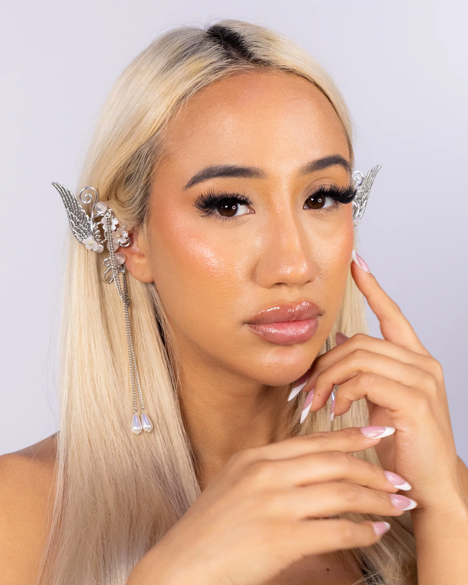 Elf Wing Women's Ear Cuffs - Image 3