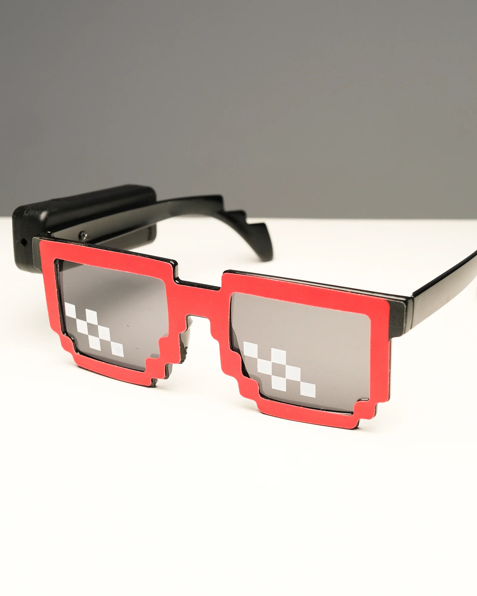 8-Bit LED Glasses - Image 5