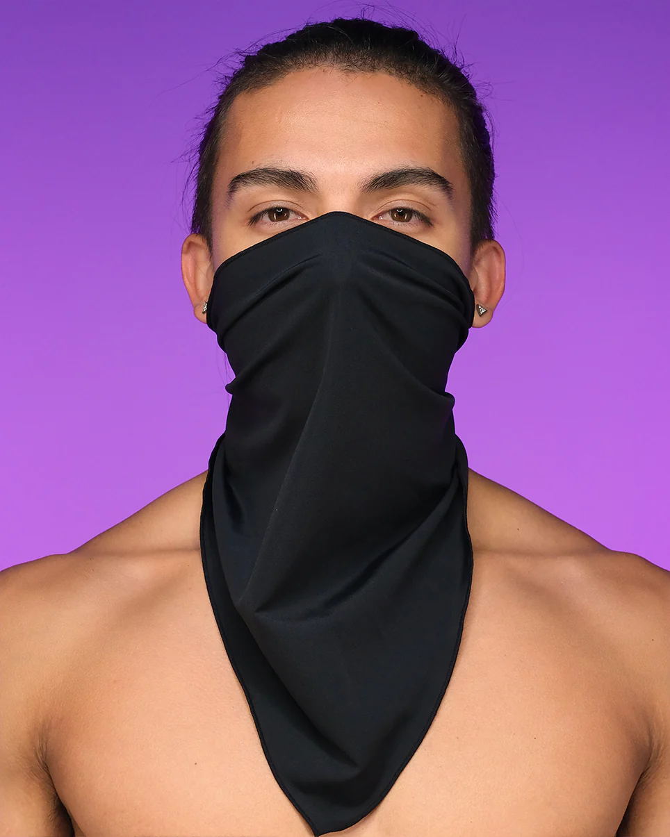 Plain Black Triangle Bandana Mask - Image 4